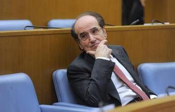 Fitoussi, bond perpetui non la migliore soluzione, servono eurobond Fitoussi, bond perpetui non la migliore soluzione, servono eurobond